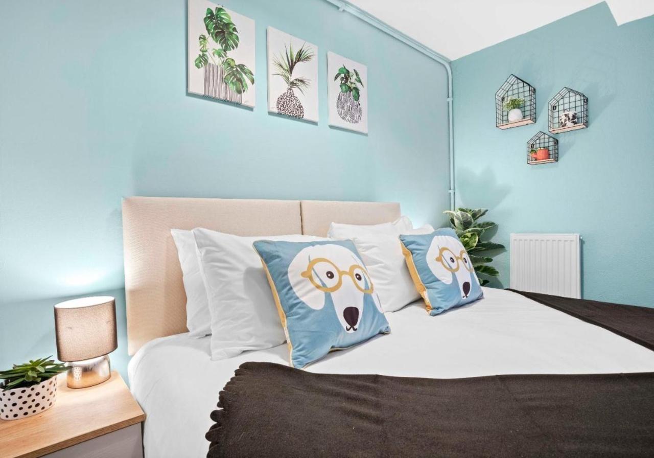 Queens Apartment - By My Getaways - Free Parking For One Car Brighton Exterior foto